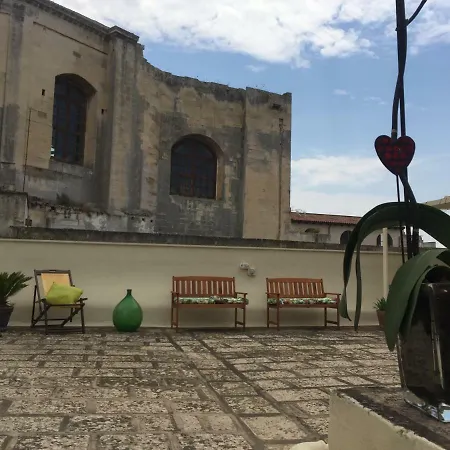 Historic Terrace Apartment